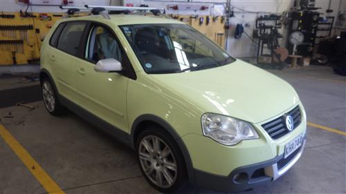 VOLKSWAGEN CROSSPOLO HATCHBACK 2002-2009